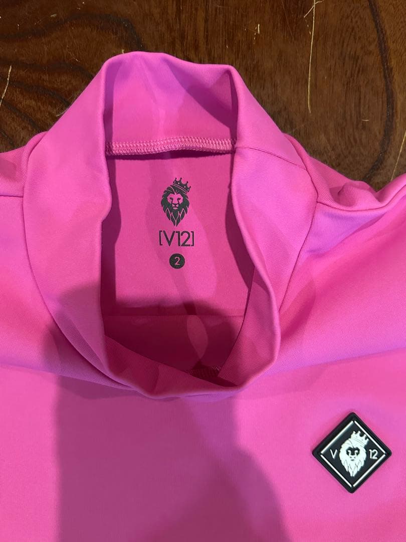 V12 モックネック 半袖シャツ サイズ2 美品