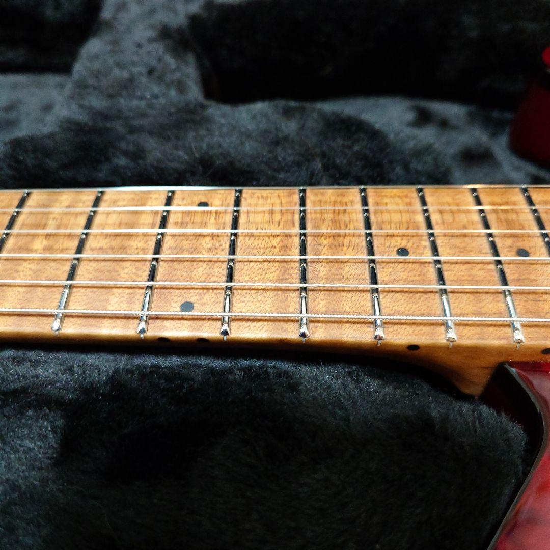 ギター MusicMan Axis Roasted Amber Quilt