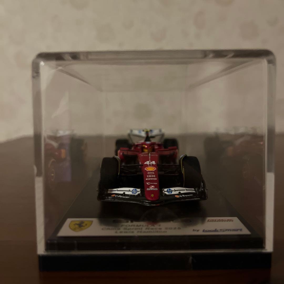 ミニカー Ferrari SF25 Lewis Hamilton 2025