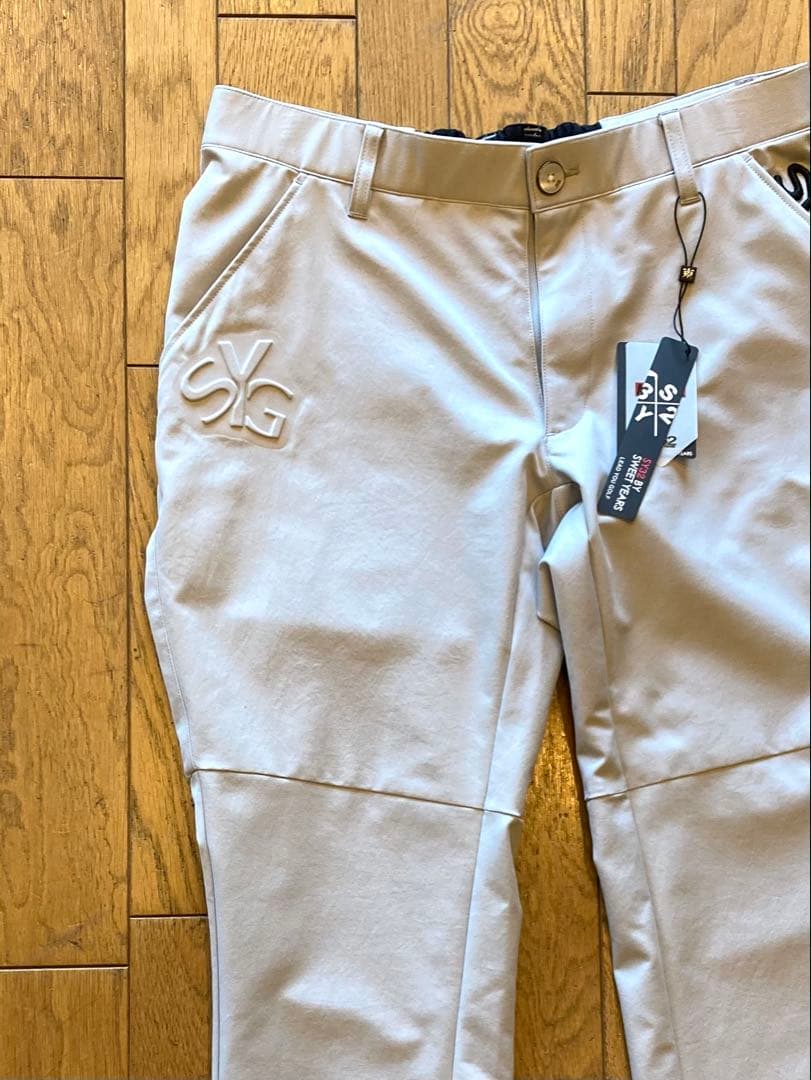 SY32ゴルフパンツ ライトグレー 新品タグ付き.新品未使用.Mサイズ