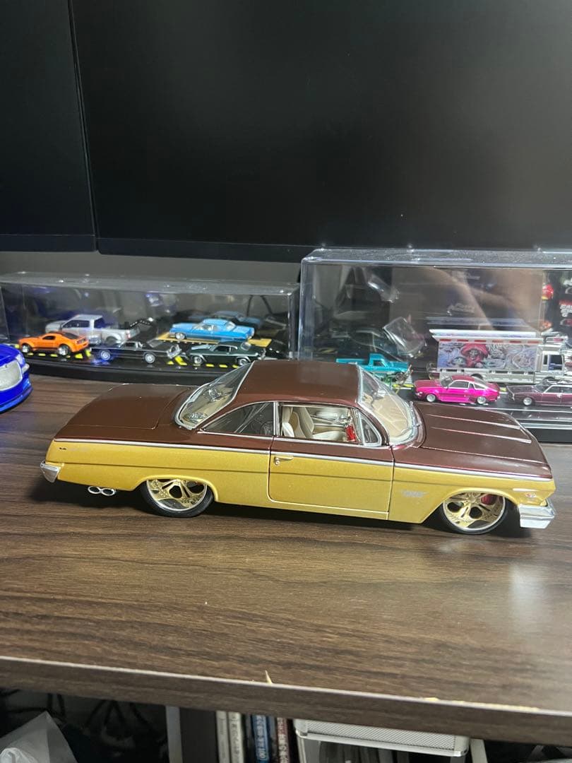 シボレー　ベルエア　1/18 レア　ミニカー