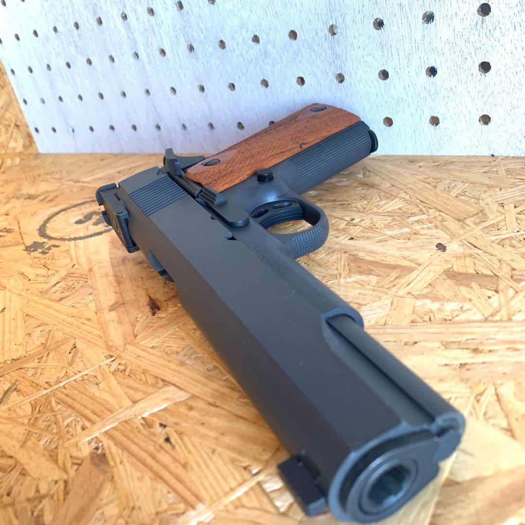 S2S M1911 ハンドガン エアコッキング ブラック 木製グリップ