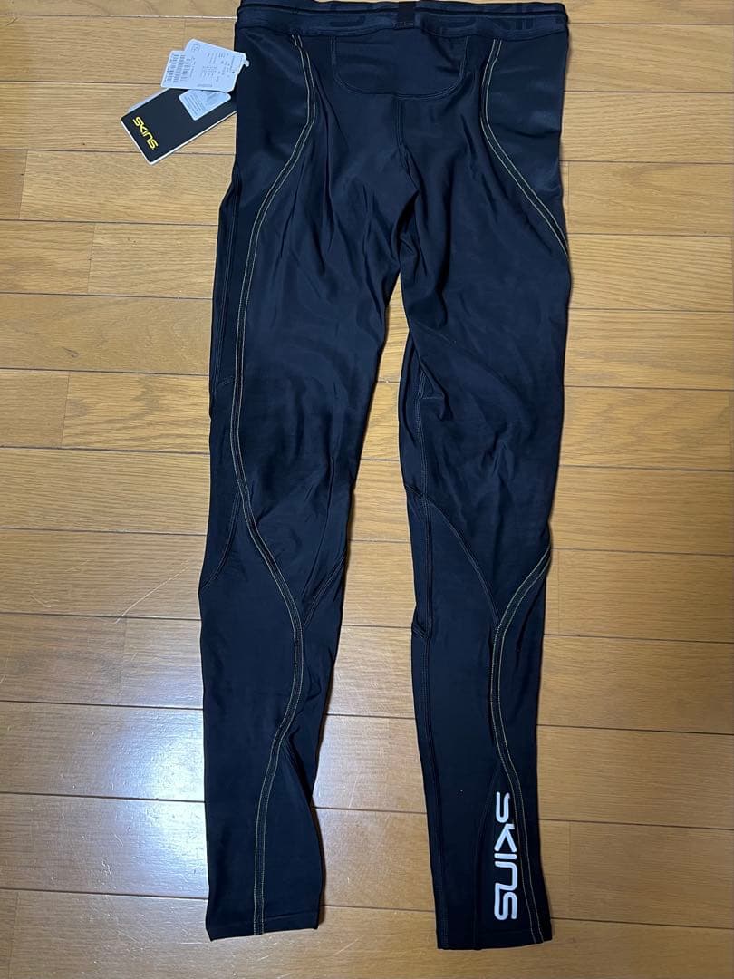 SKINS 3 SERIES メンズ タイツ ブラック　Mサイズ