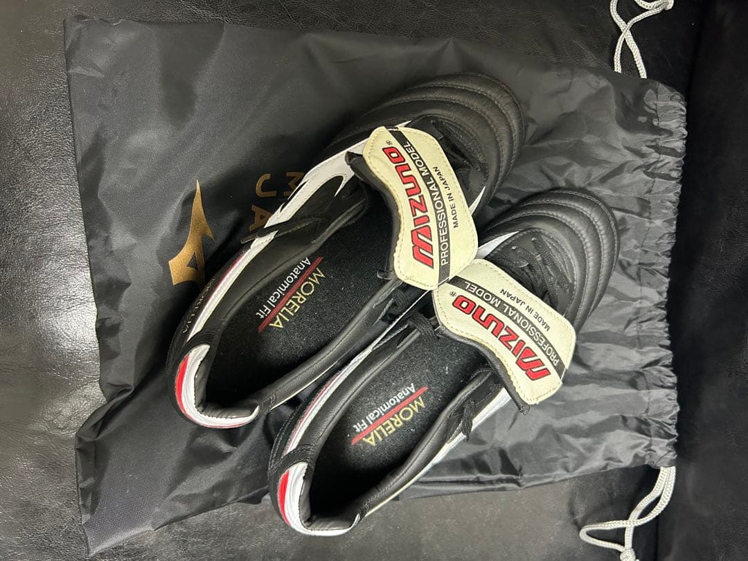 Mizuno Morelia スパイク 取り替え 26.5