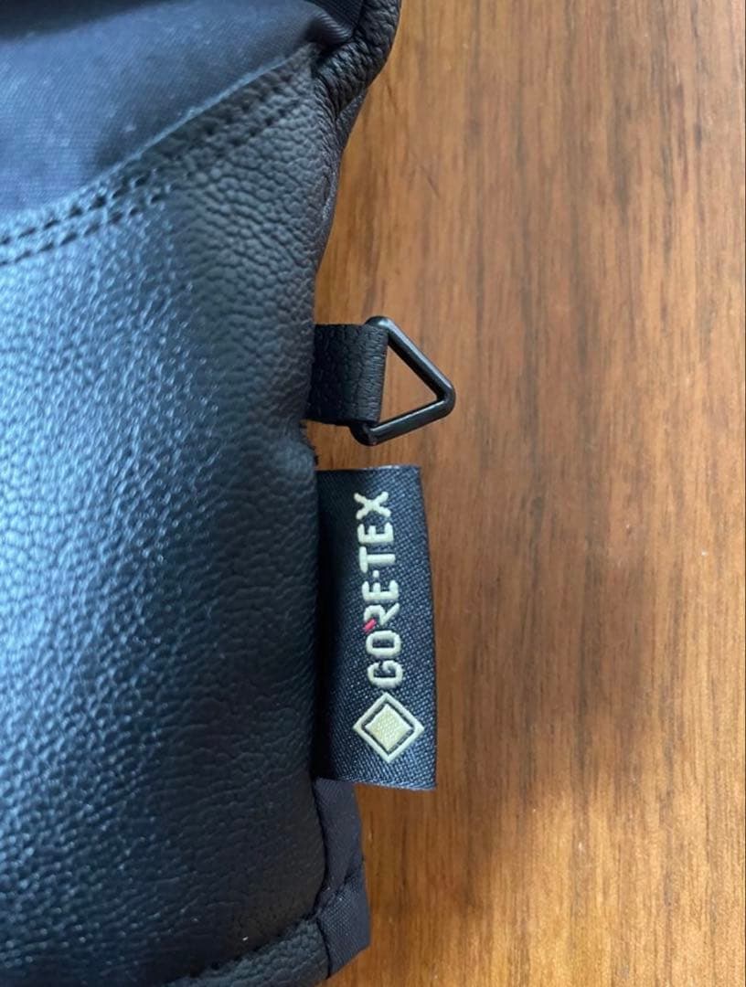Goldwin ゴアテックスグローブ　美品