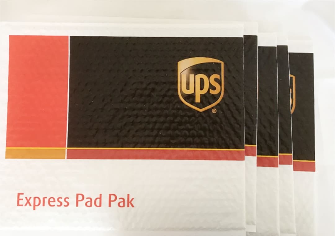 UPS EXPRESS PAD Pak プチプチ緩衝材封筒55枚