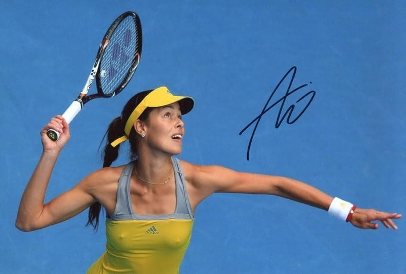 テニス　女子　アナ・イバノビッチ 　証明書付き　直筆サイン入りフォト