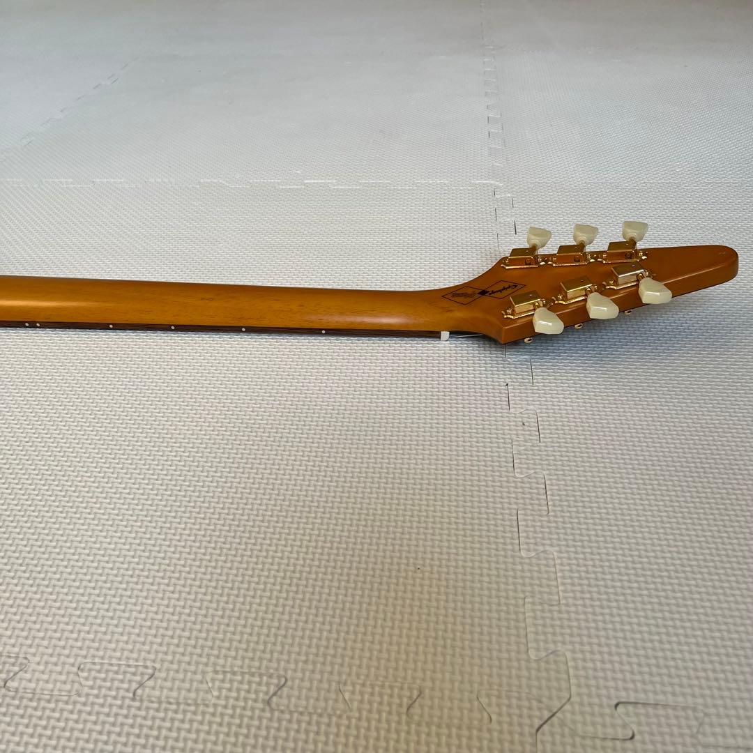 ギター Epiphone IGC 1958 Korina Flying V