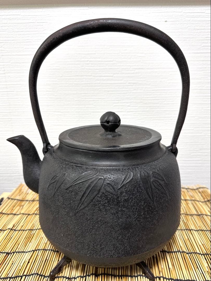 未使用、長期保管品 南部三厳堂 ５０型 巨大鉄瓶　南部鉄瓶　南部鉄器　鉄瓶