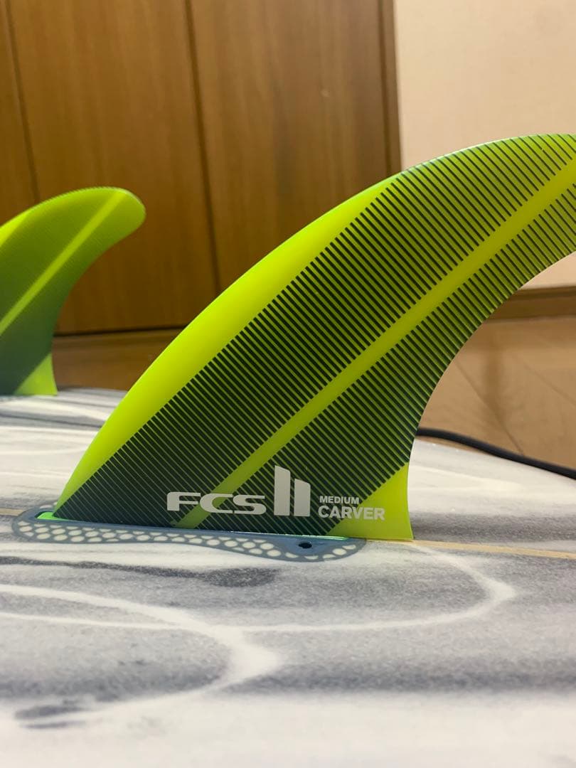 3Dimension ショートボード 5.6 FCS II フィン付き