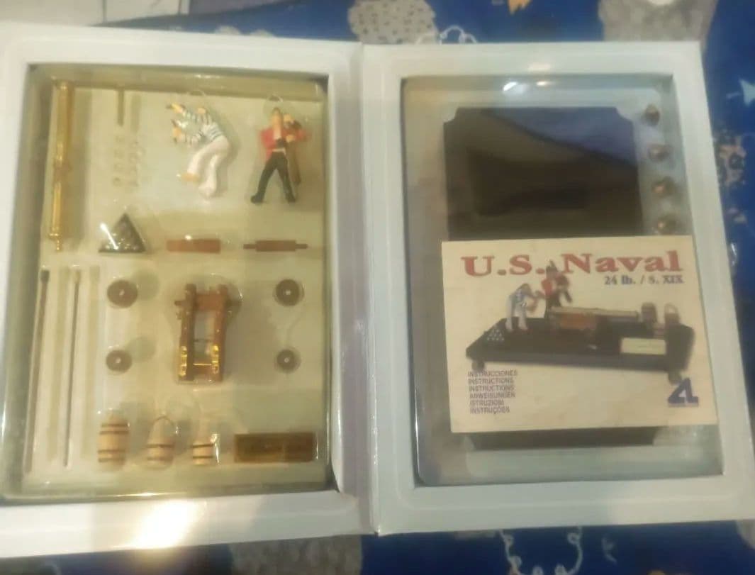 アルテサニア　プラモデル