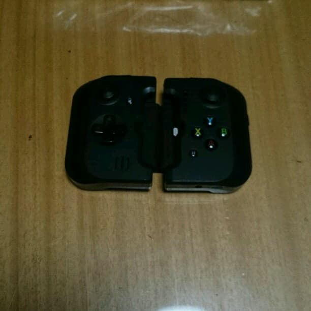 TELLO 新品 送信機GAMEVICE中古品