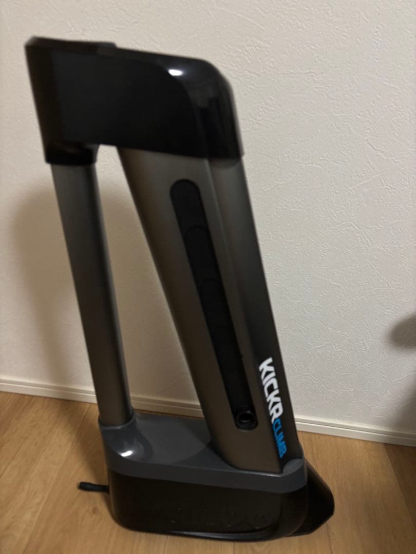 Wahoo KICKR CLIMB クライム