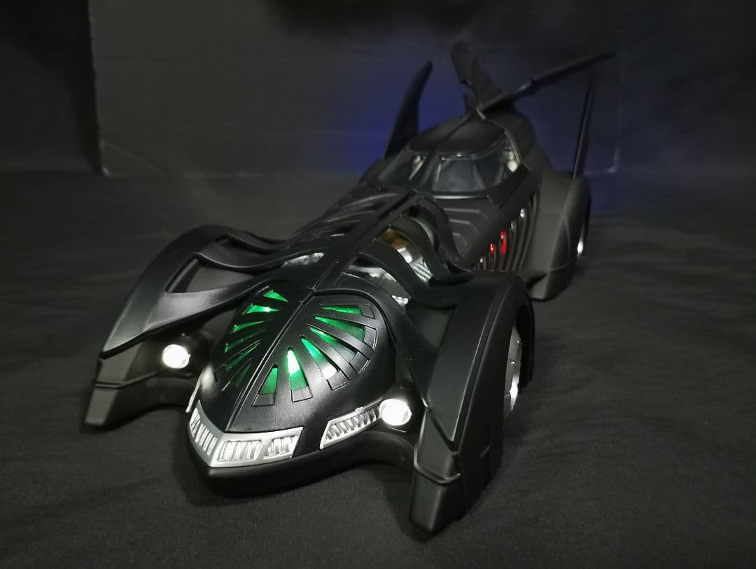 ★未使用 Wウィング バットモービル 1/18 ミニカー バットマン レア品