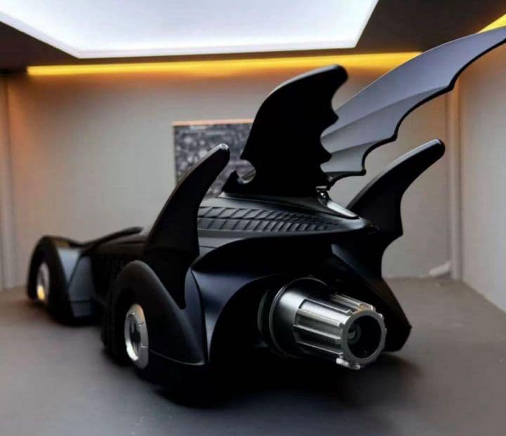 ★未使用 Wウィング バットモービル 1/18 ミニカー バットマン レア品