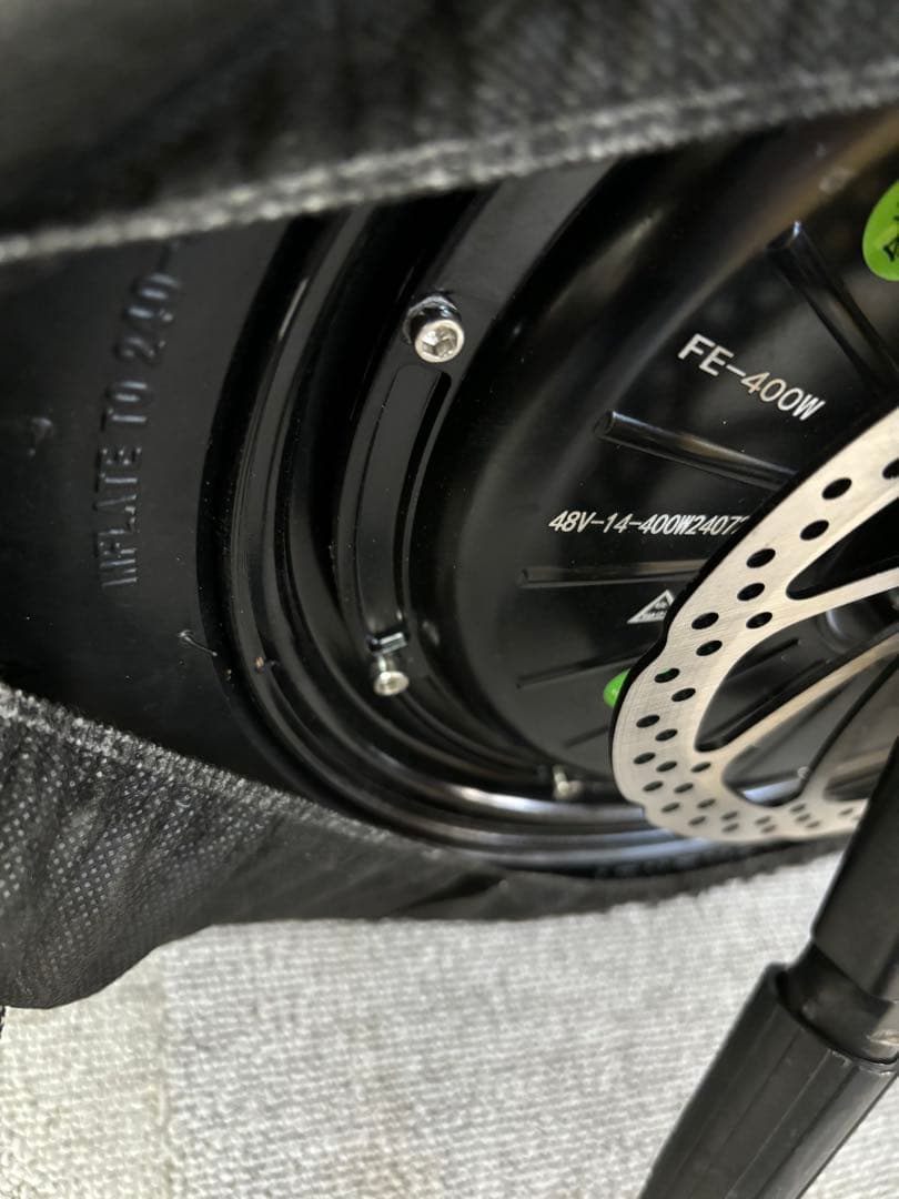 送料込み/新品/ハイスペック/折りたたみ/電動アシスト自転車/黒