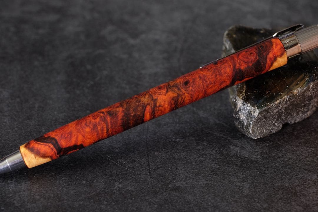 PG5木軸カスタム0214　高村杢工房 製図用シャープペンシル　極上花梨瘤紅白