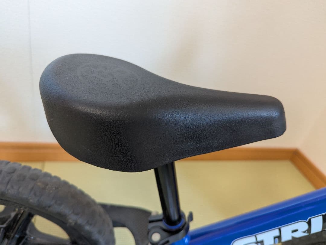 Very Nice STRIDER スポーツモデル 12インチ ストライダ