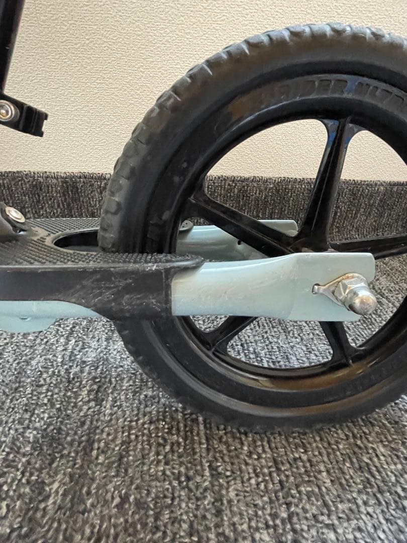 STRIDER ストライダー 12インチ 2023年限定色 アイスブルー