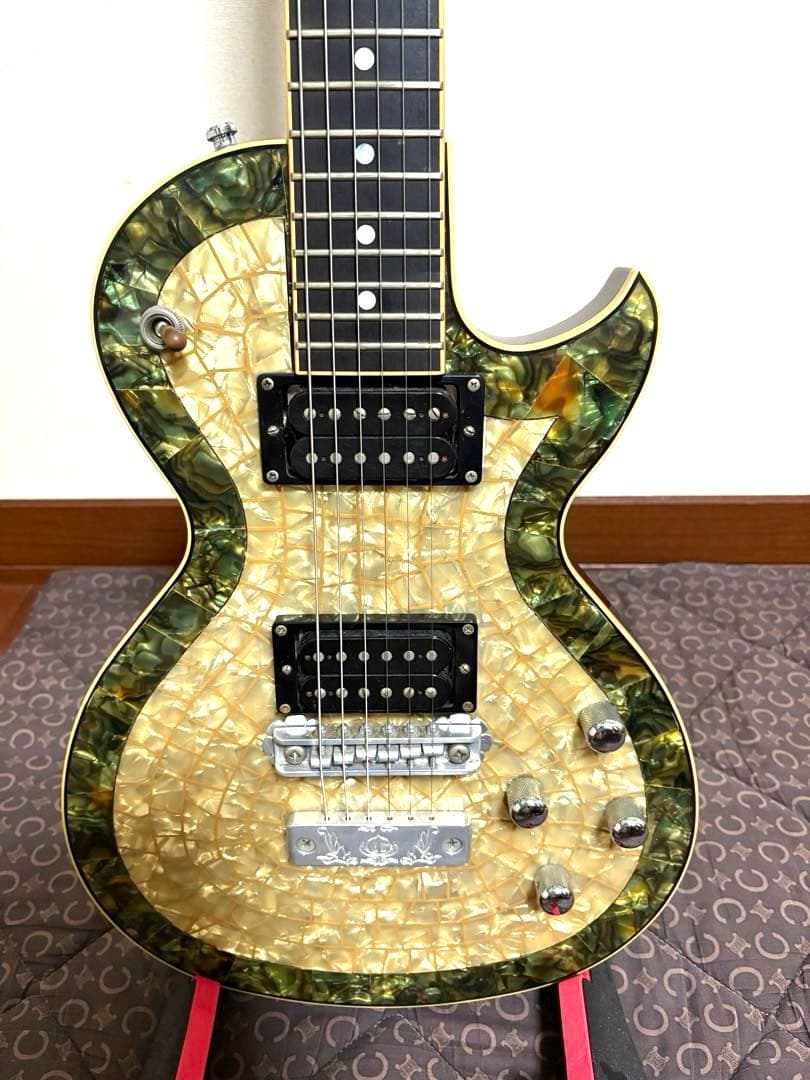 ゼマイティスギター(レプリカ)