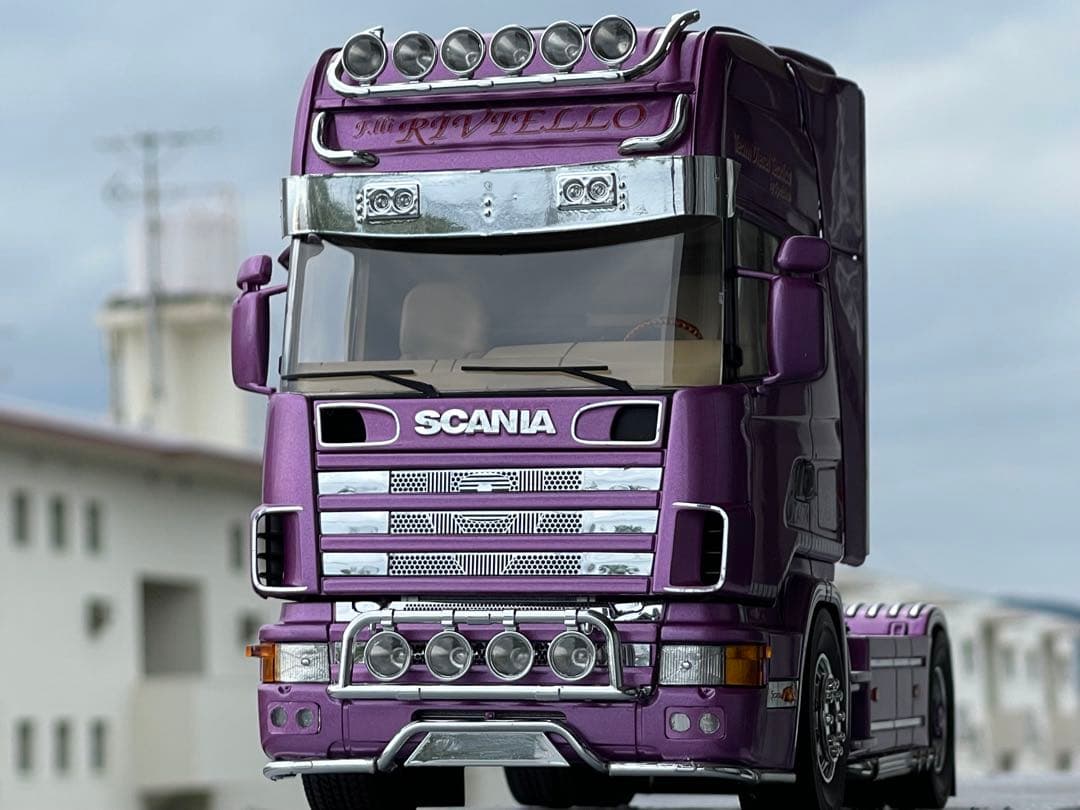 デコトラ‼️1/24 イタレリ製・旧型スカニア・トレーラーヘッド完成品‼️