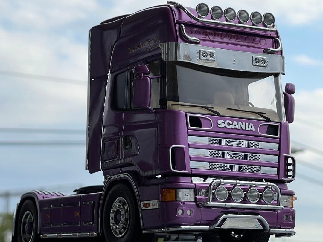 デコトラ‼️1/24 イタレリ製・旧型スカニア・トレーラーヘッド完成品‼️