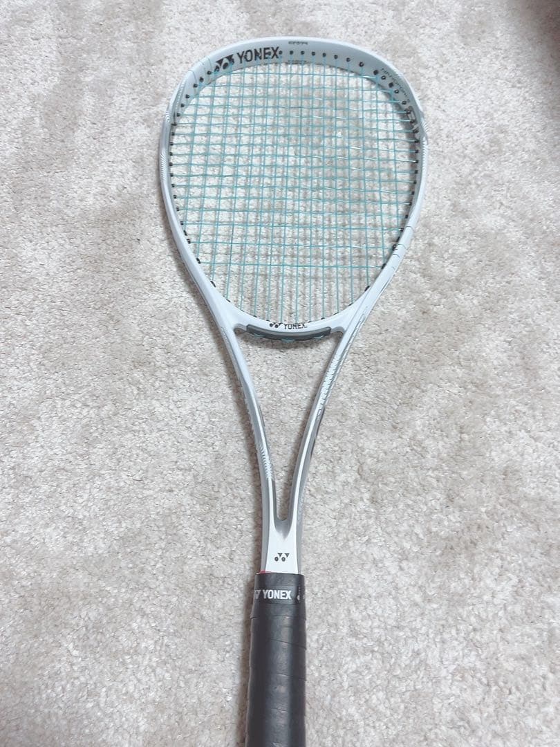 ソフトテニス　ラケット　ナノフォース8v ホワイト