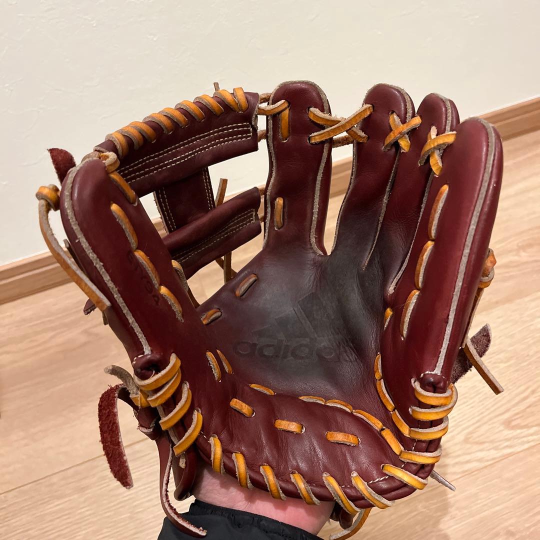 アディダス 軟式用グローブ