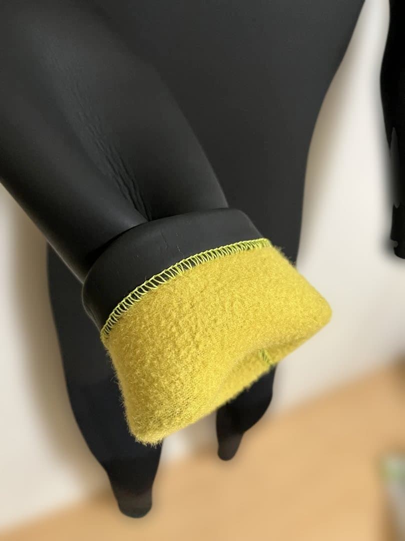 【極美品】BEWET  セミドライ 5mm/3mm XL（使用回数2）