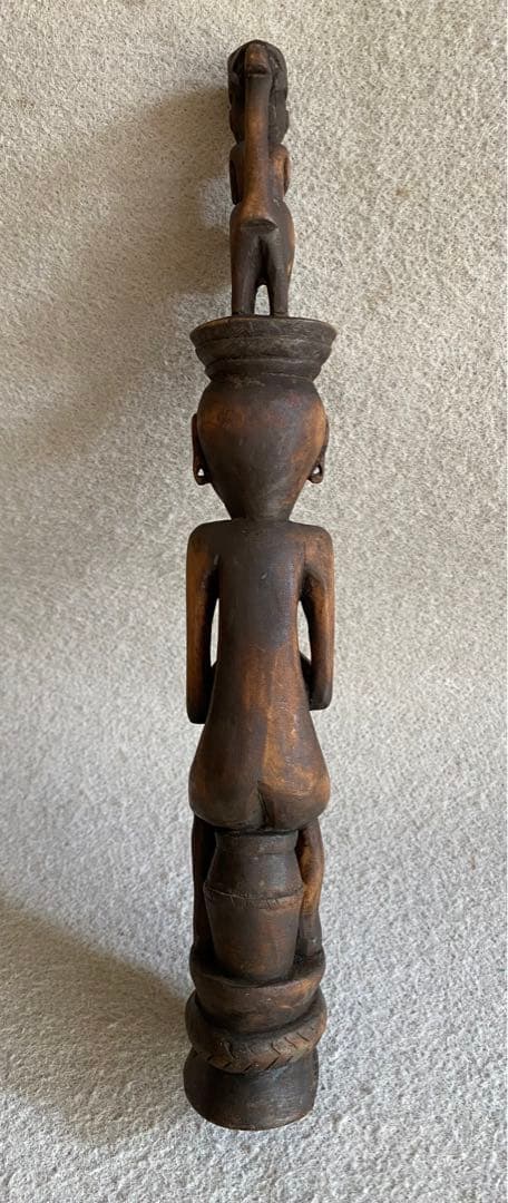 【インドネシア・スマトラ】木彫り／プリミティブアート　置物