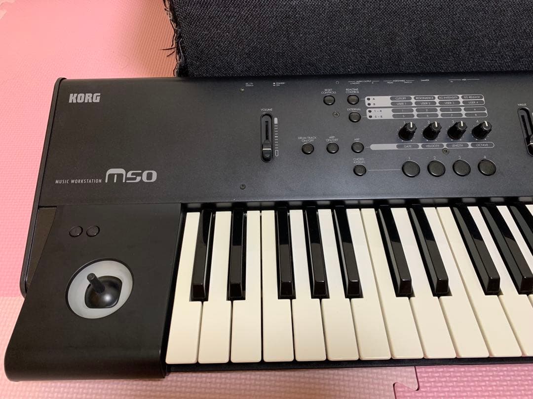 KORG M50-73 鍵