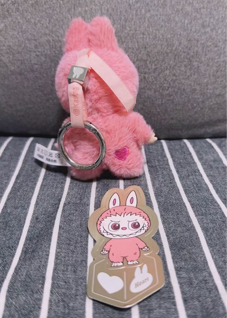 THE MONSTER PIN FOR LOVE ラブブ シークレット　ハート