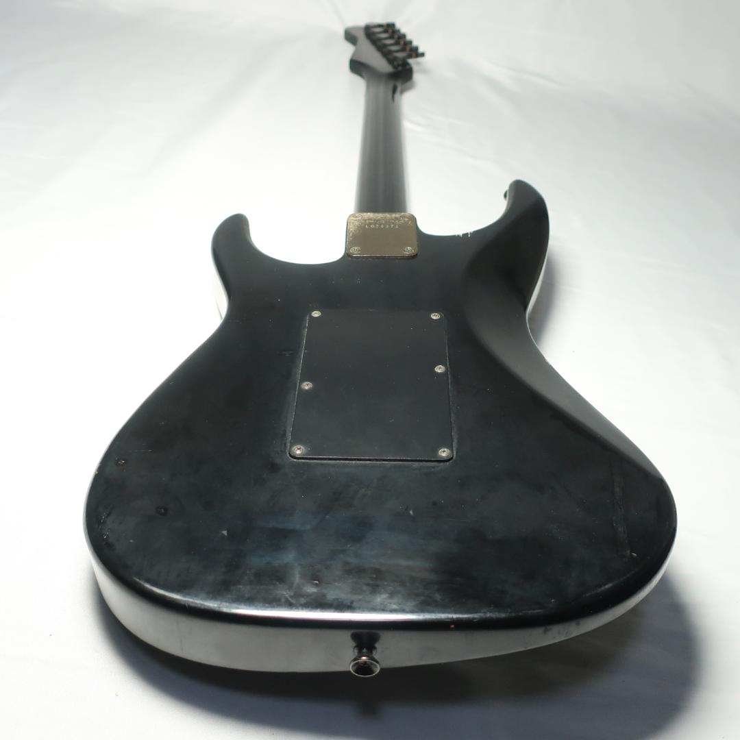 FERNANDES ギター オールブラック仕様 ボディクラッシャーブリッジ搭載