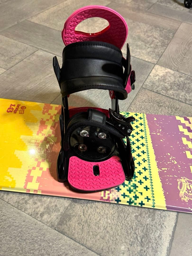 Secret Garden スノーボード ビンディング付き　143㎝