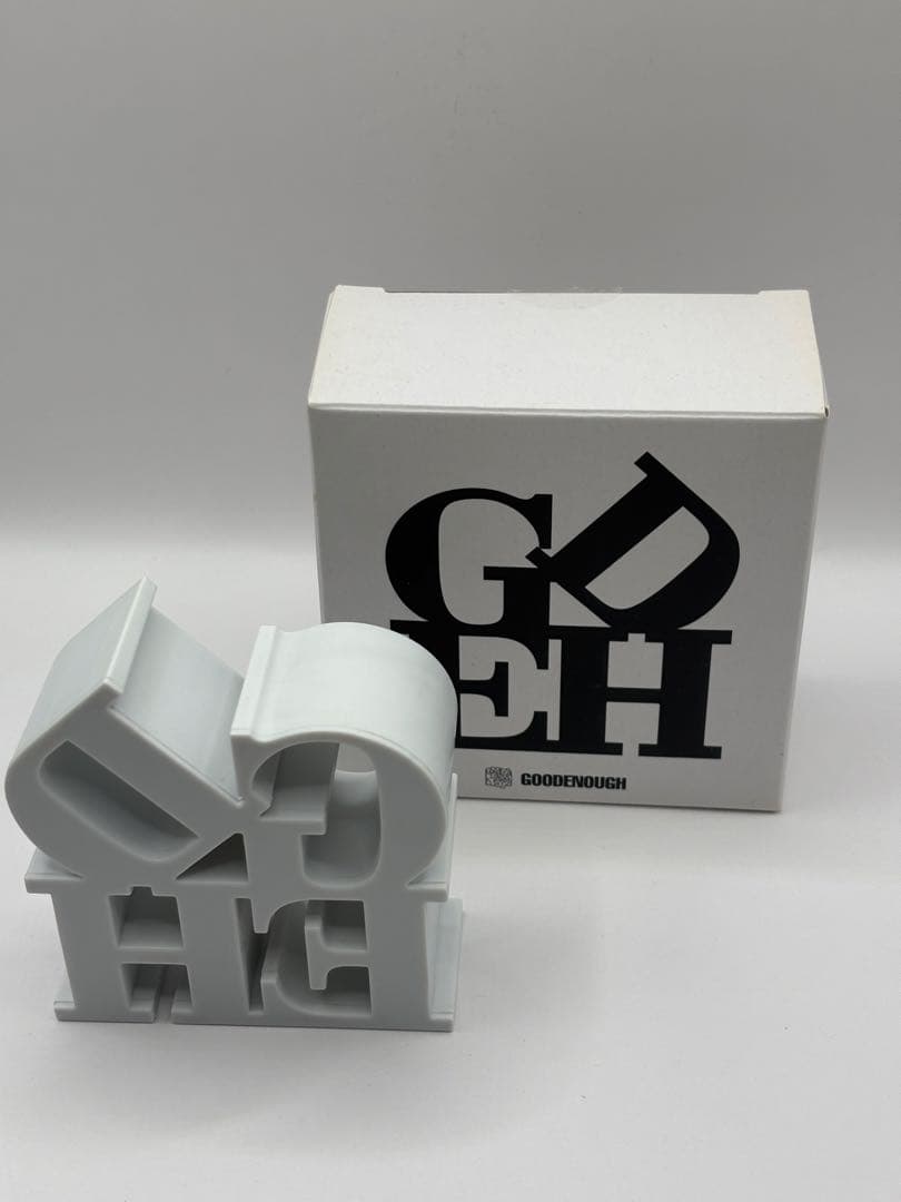 GOODENOUGH メディコムトイ フィギュア ペーパーウェイト