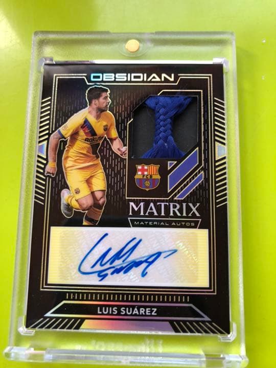 panini obsidian soccer スアレス　バルセロナ直筆サイン