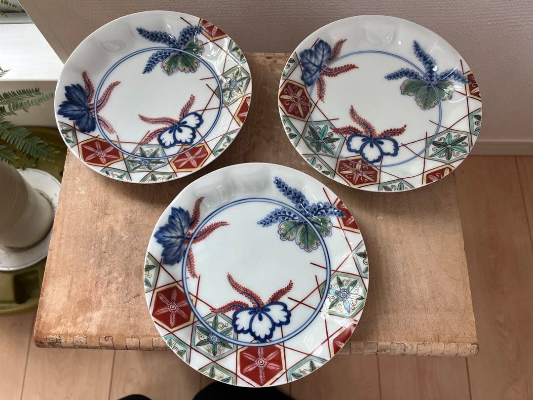 人間国宝　十三代　今泉今右衛門　皿三枚　錦桐絵