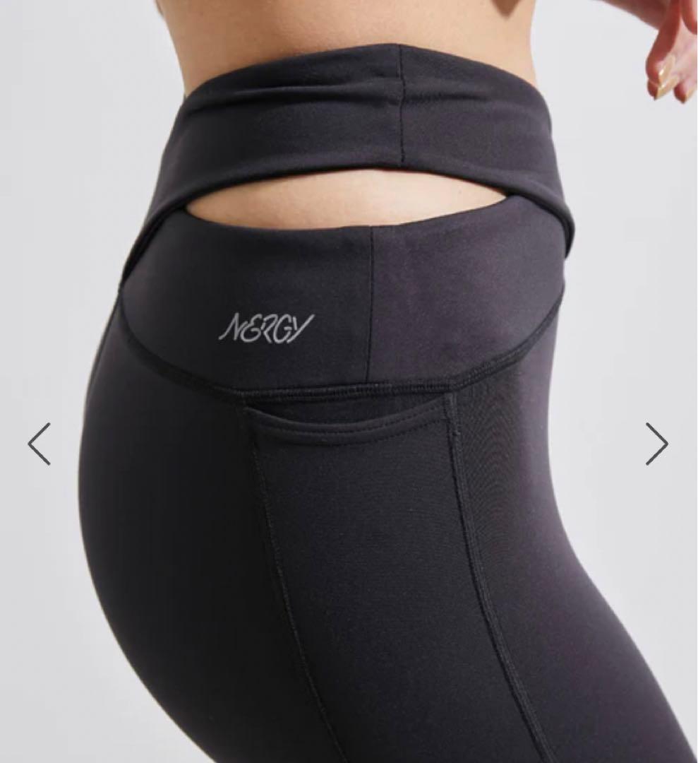 ヨガウェア(上下) ナージー　未使用