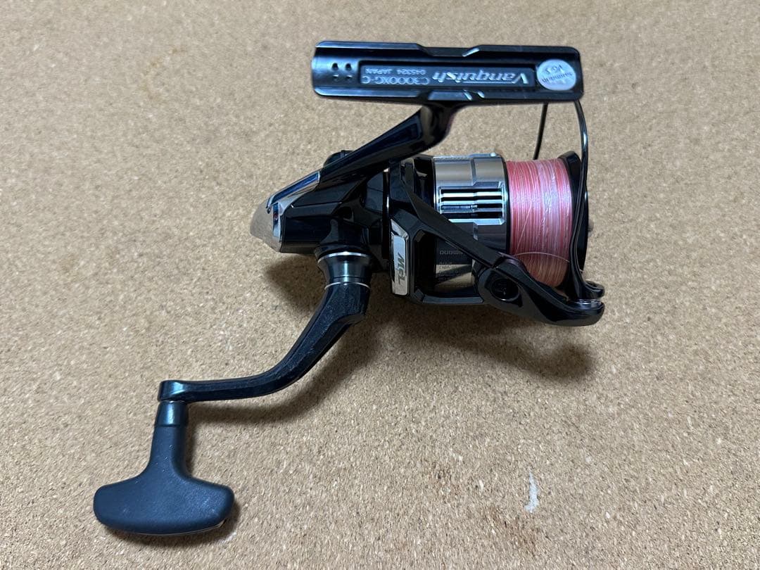 SHIMANO シマノ　C3000XG スピニングリール