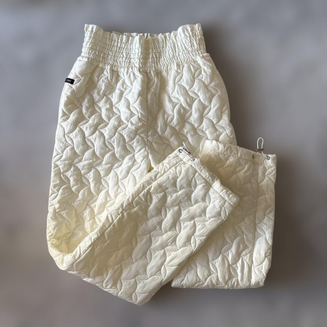 unoa ウノア　ダウン　中綿　パンツ