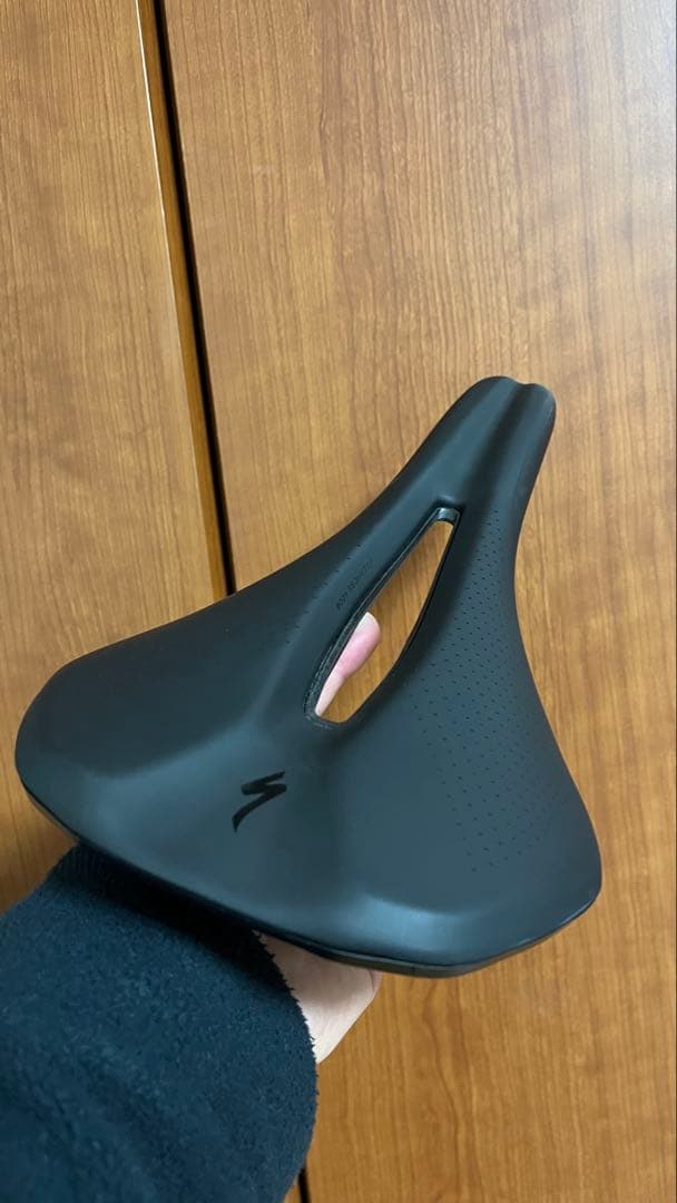 Specialized サドル　PHENOMサイズ155