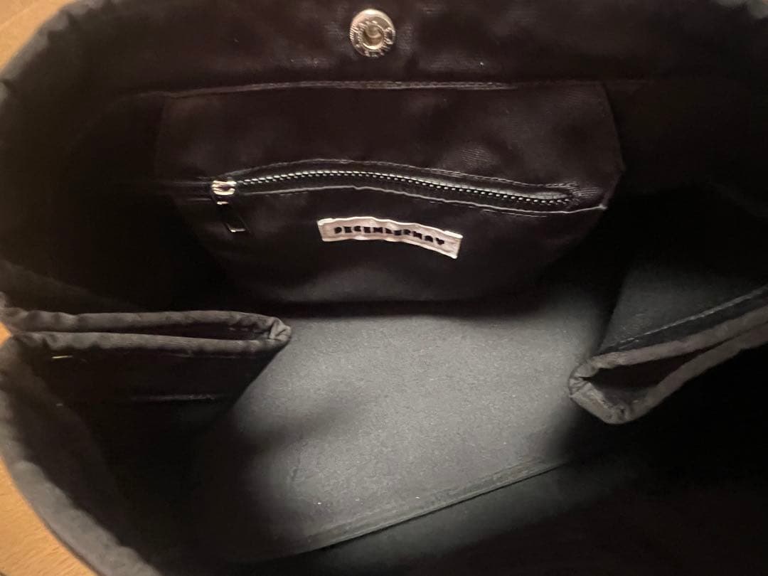 ディセンバーメイ　ブラック トートバッグ