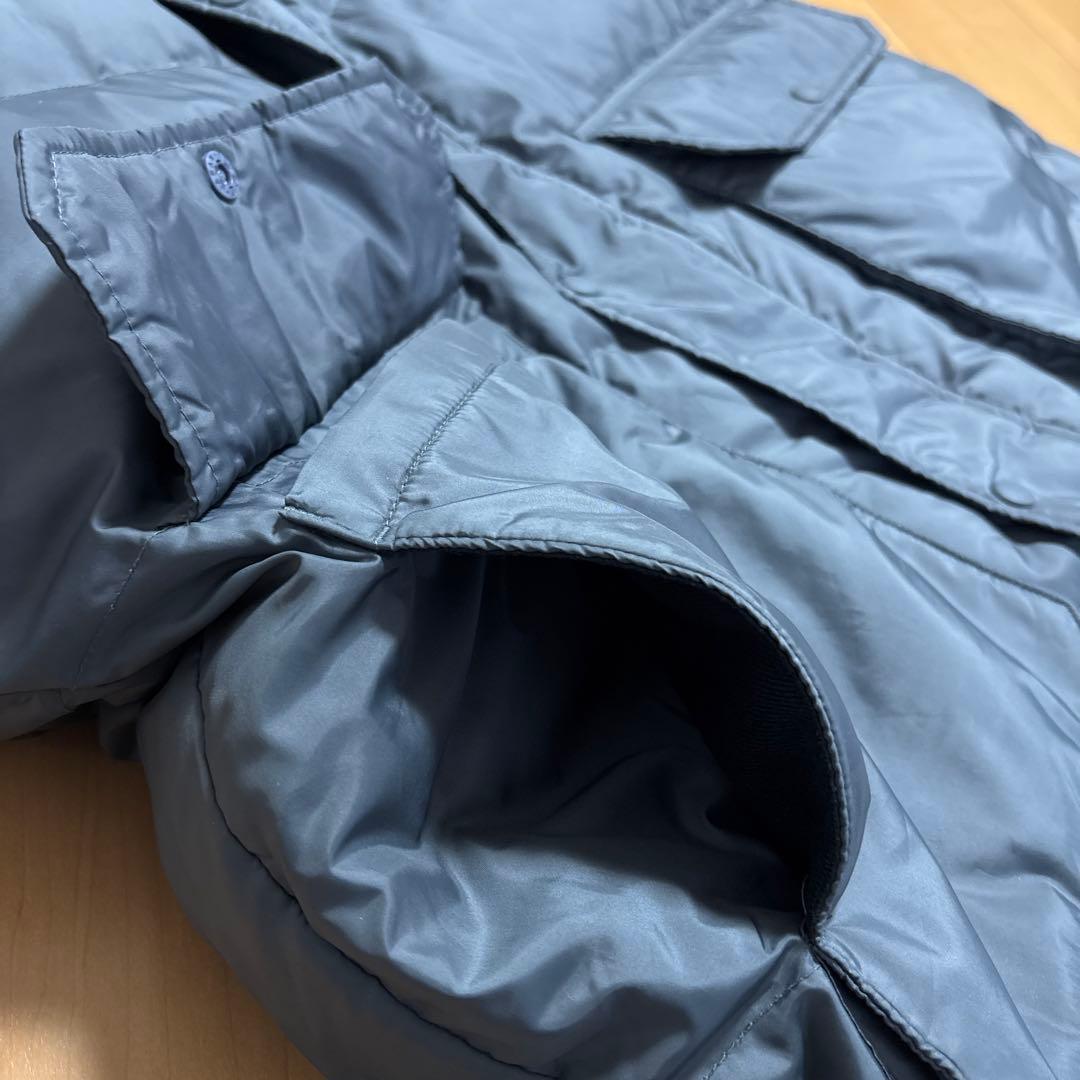 PUMAサッカーベンチコート〔メンズL〕