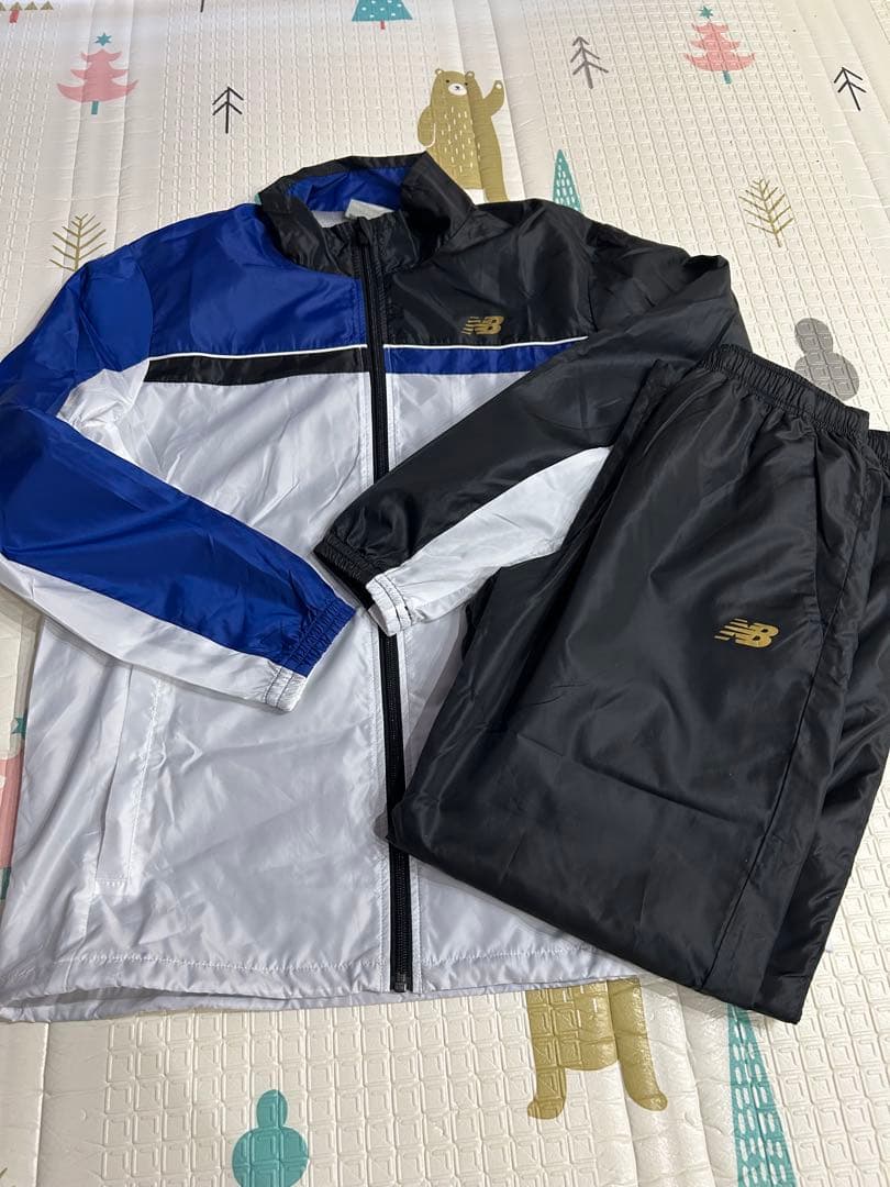 ニューバランス　セットアップ　ウィンドブレーカー　スポーツ　ランニング