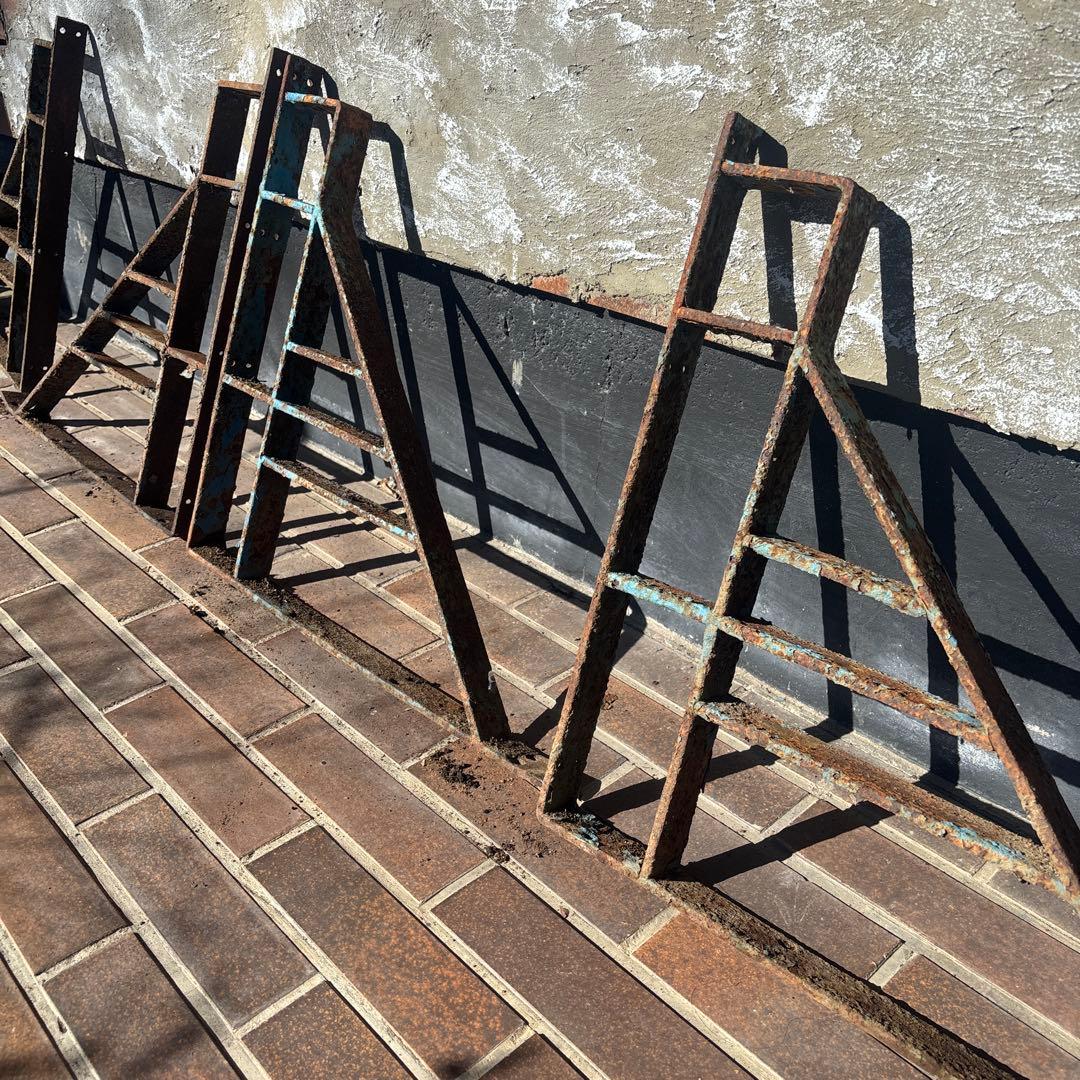 アンティーク 古い 鉄製 アイアン 棚受け L字 金具 ブラケット ７本セット