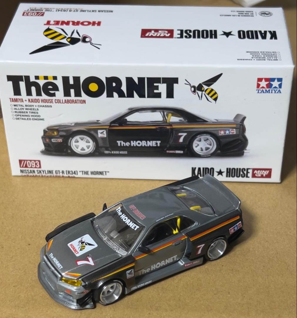 MiniGT 街道ハウス R34 The Hornet チェイス