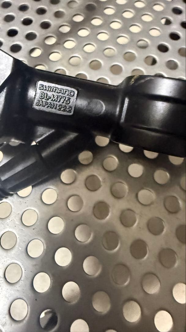 Shimano Deore XT M775ブレーキ（前後）+純正メタル1セット