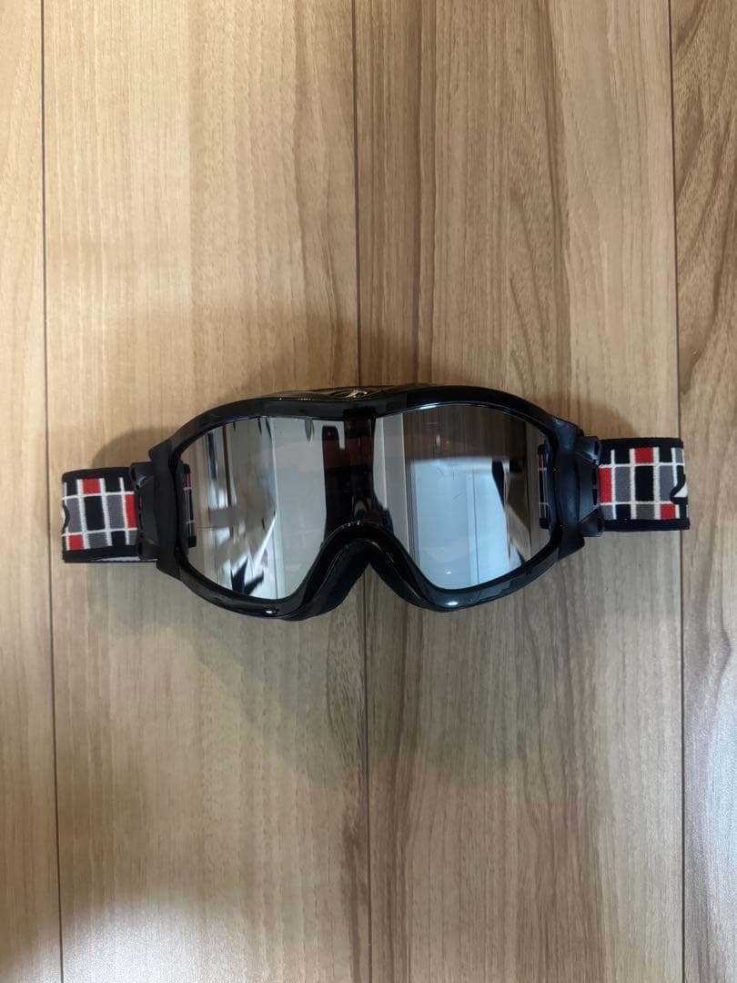 BURTON スノーボードウェア上下、グローブ、ゴーグルの４点セット　Ｌサイズ