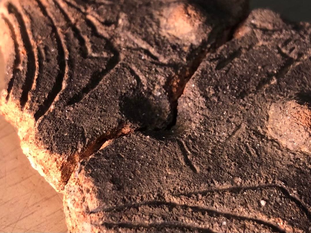 「板状土偶の破片」です。