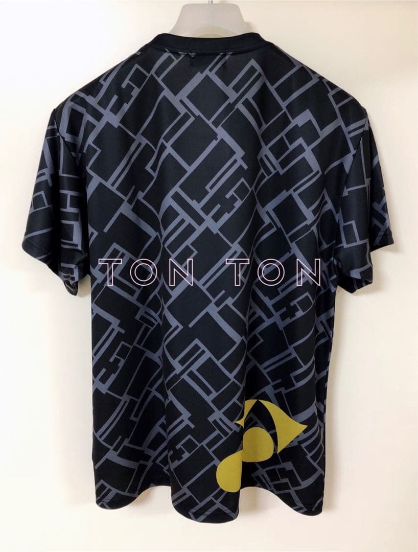 ヨネックス レア Tシャツ ブラック L　　　【 限定 】黒 × 金